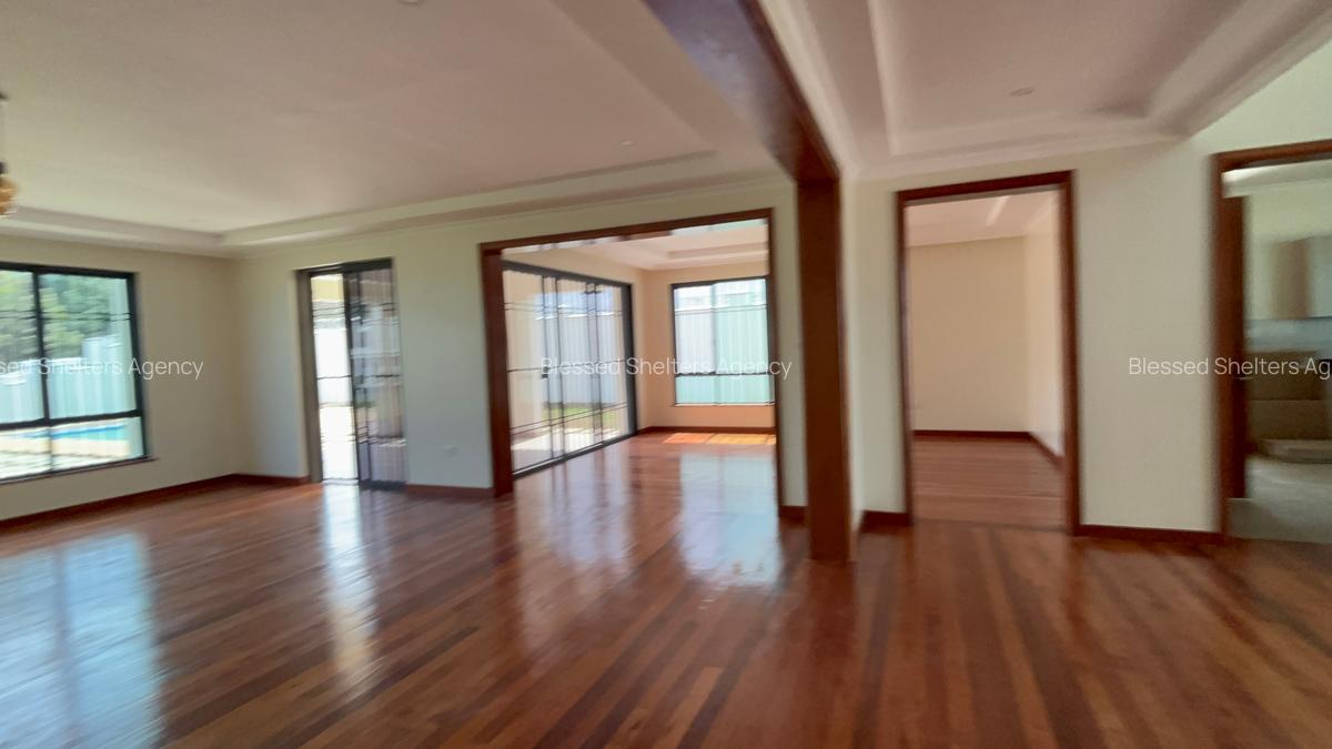 5 Bed Villa with En Suite in Loresho - 8