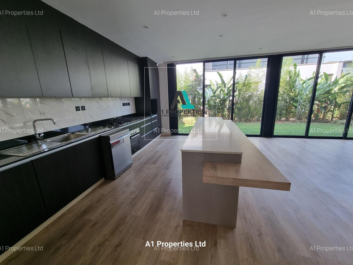 3 Bed Townhouse with En Suite in Runda - 2