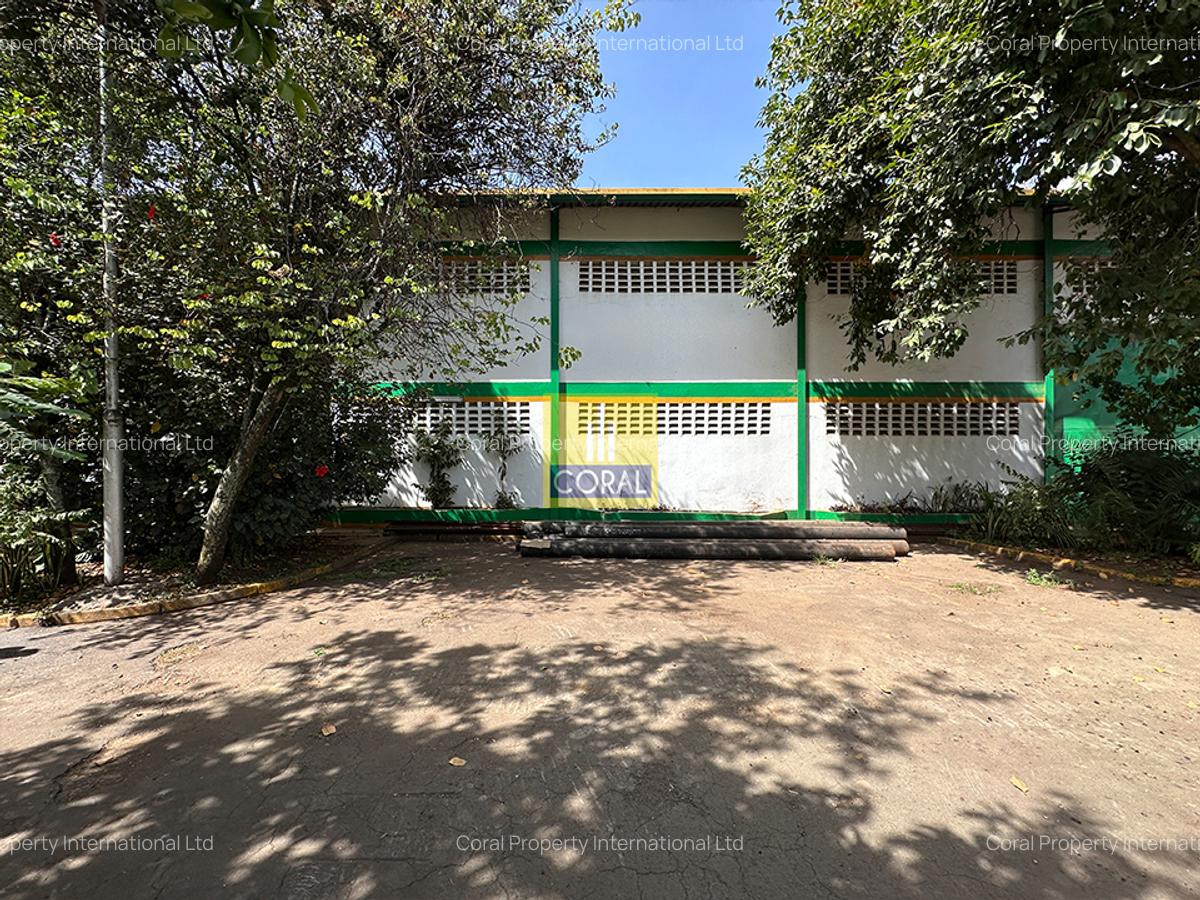 14,000 ft² Warehouse in Ruaraka - 15