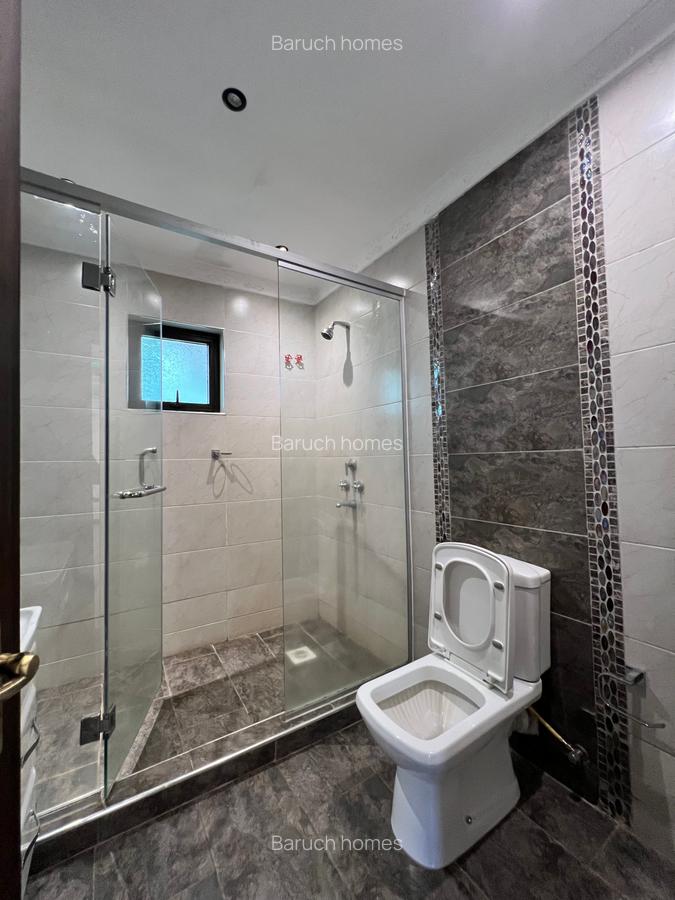 4 Bed Townhouse with En Suite in Lavington - 16