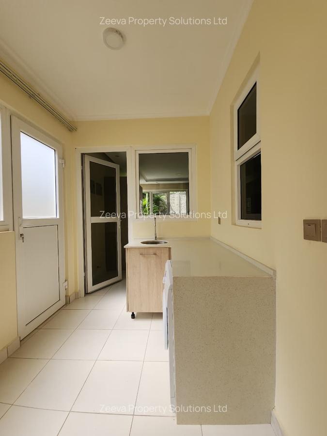 4 Bed House with En Suite in Kiambu Road - 8