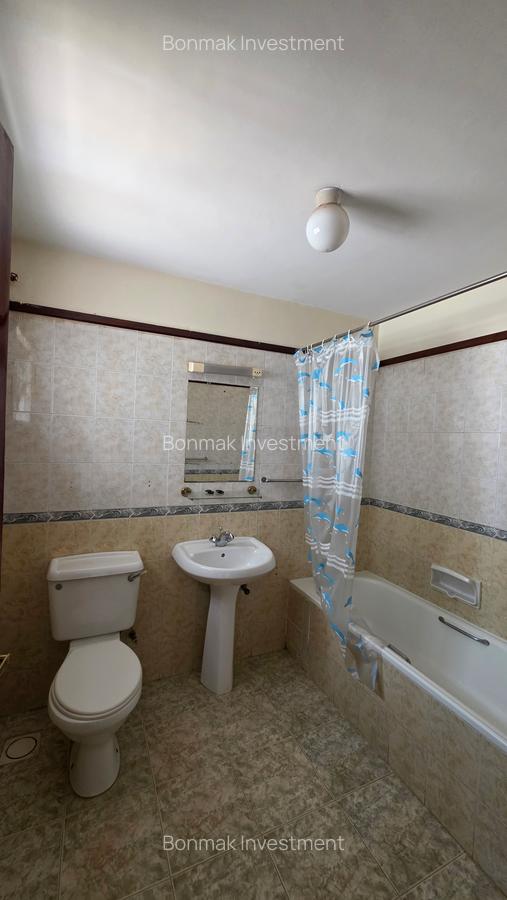 4 Bed Townhouse with En Suite at Shanzu Road - 17