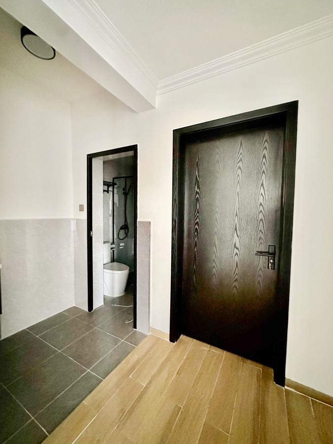 4 Bed Apartment with En Suite in Westlands Area - 12
