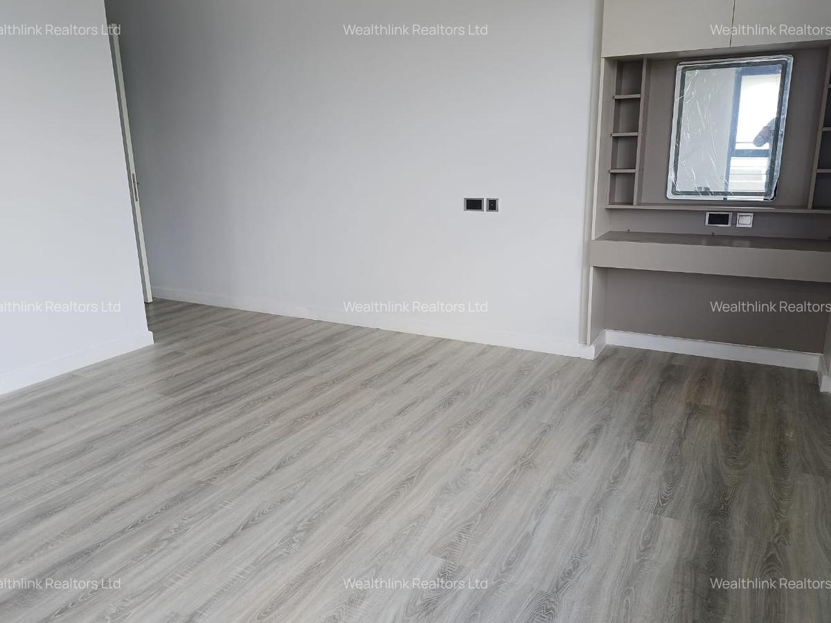 3 Bed Townhouse with En Suite at Five Star Paradise - 3