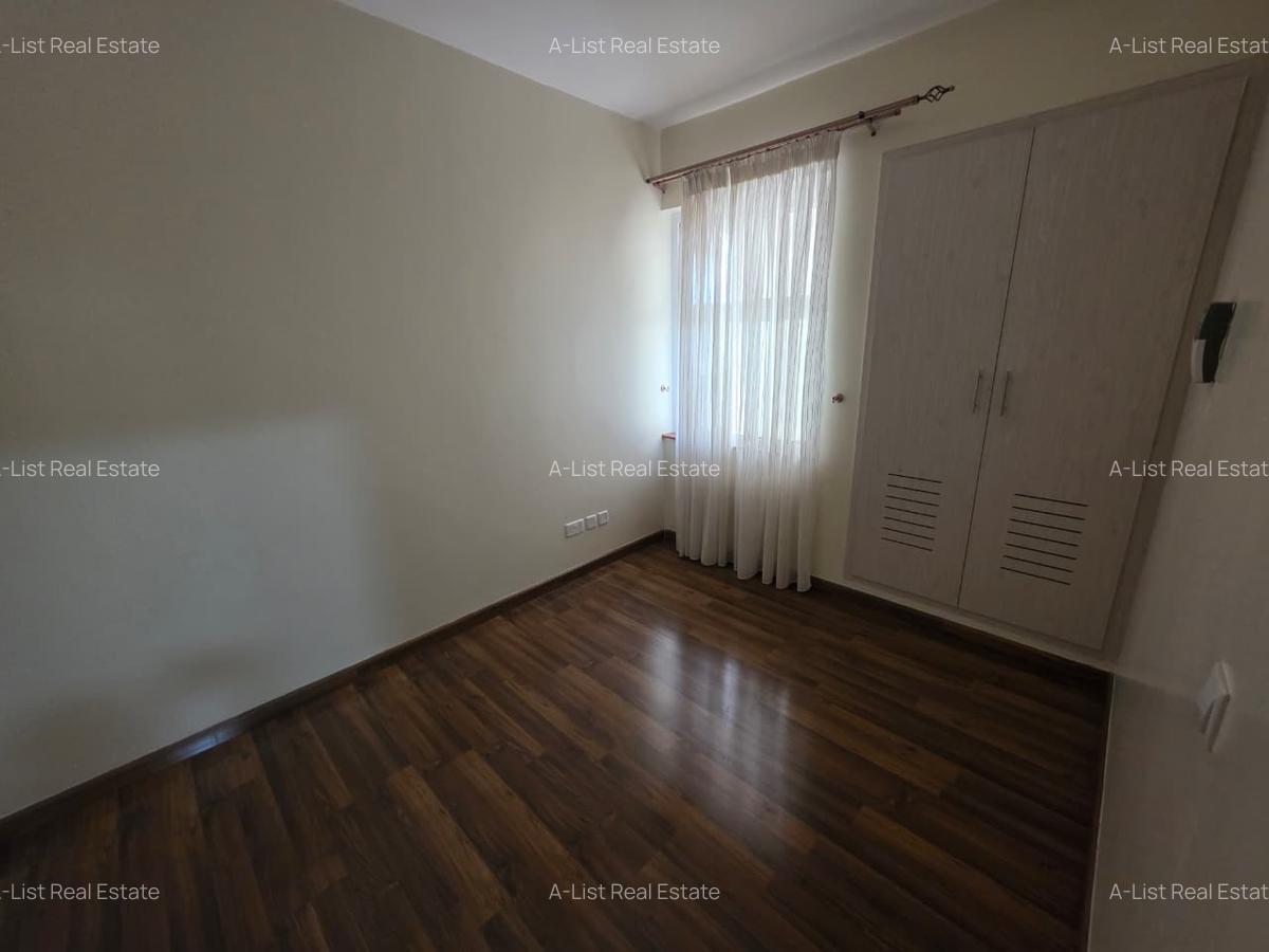 3 Bed Apartment with En Suite at Githuri Road - 17