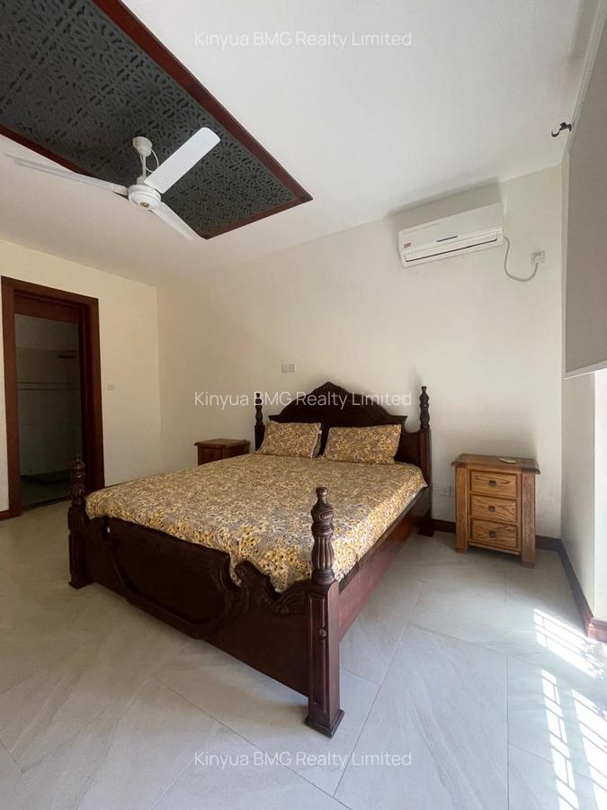 Serviced 2 Bed Apartment with En Suite in Nyali Area - 3