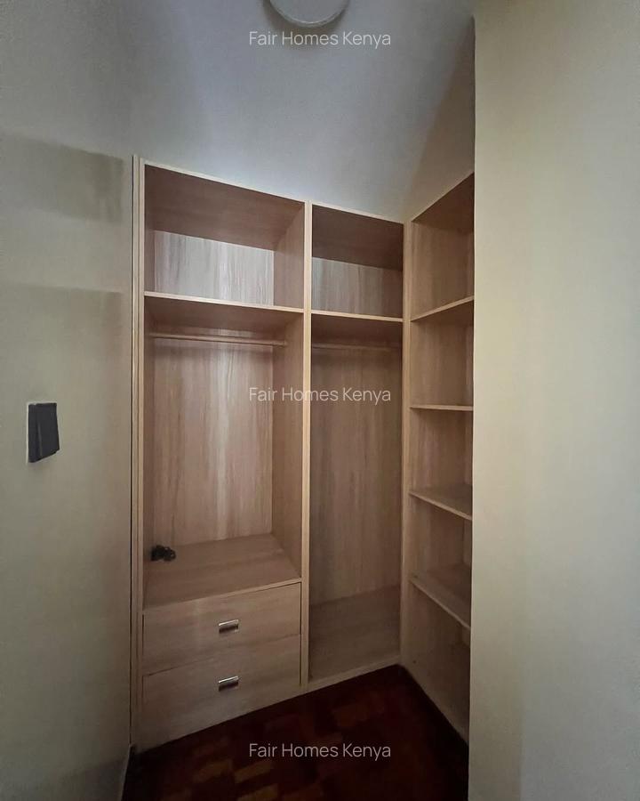 1 Bed Apartment with En Suite at Othaya Road - 2