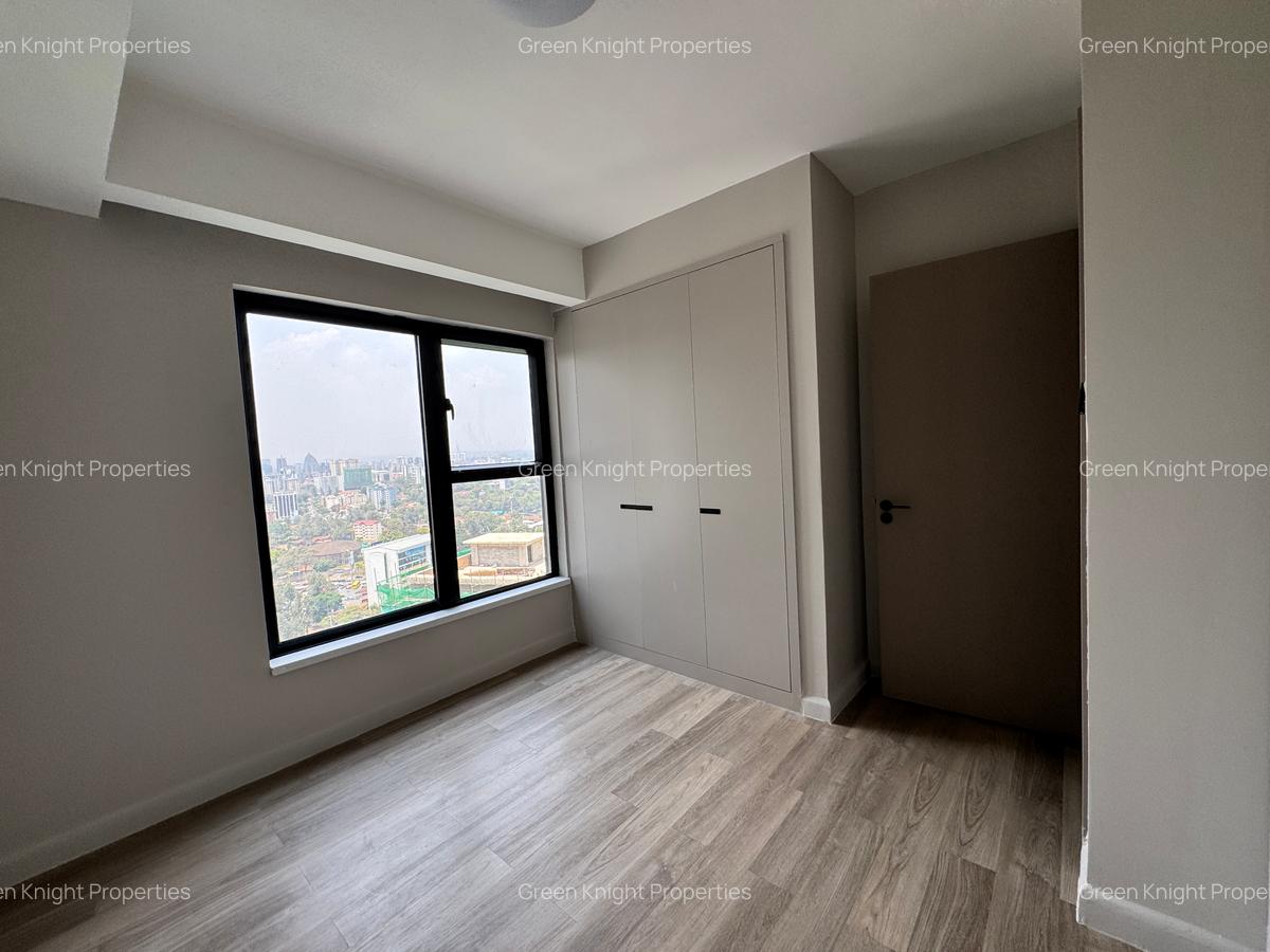 Serviced 2 Bed Apartment with En Suite in Upper Hill - 8