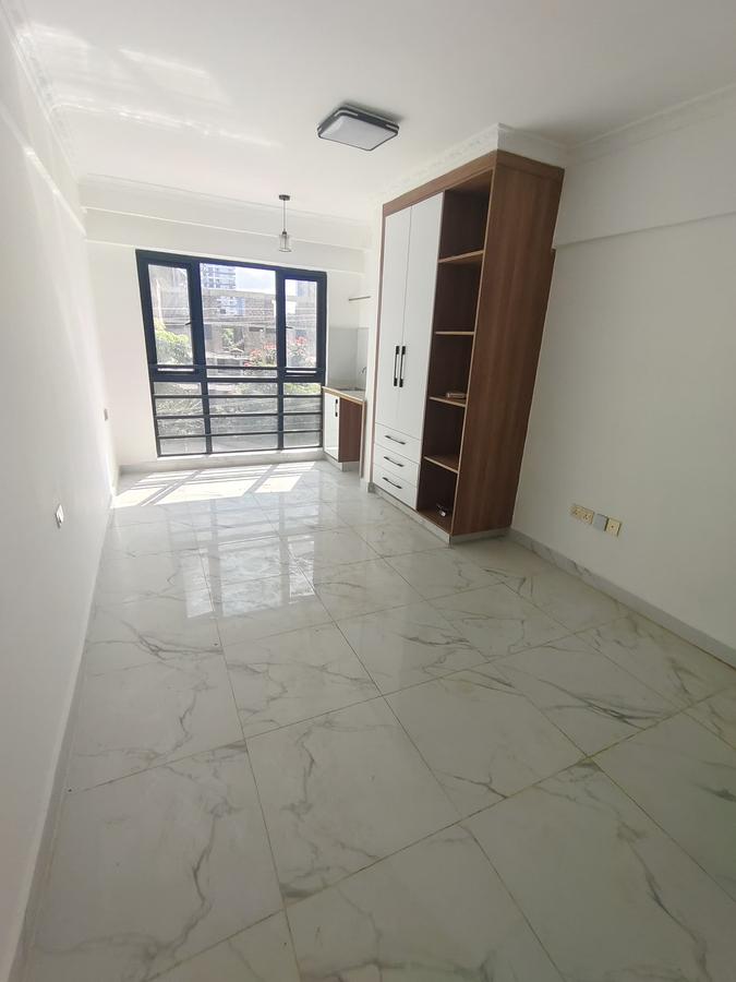 Studio Apartment with Gym in Kilimani - 7