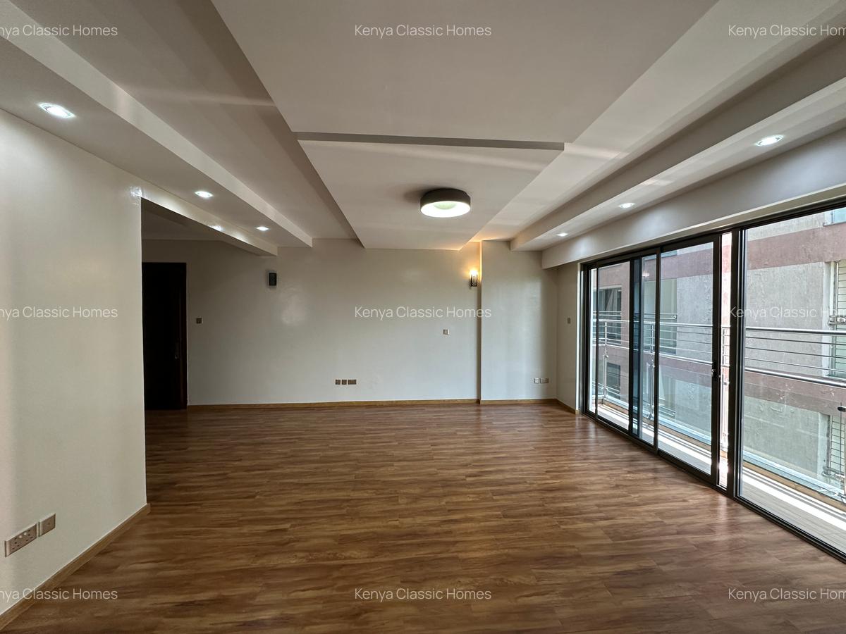 4 Bed Apartment with En Suite at Kilimani - 12