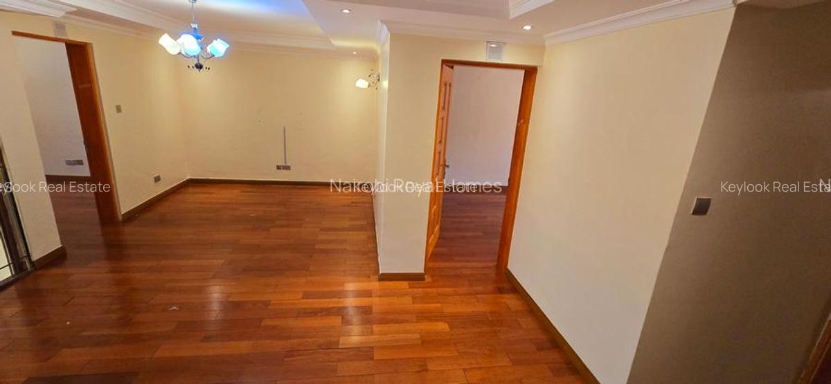 5 Bed Townhouse with En Suite at Lavington Green - 4