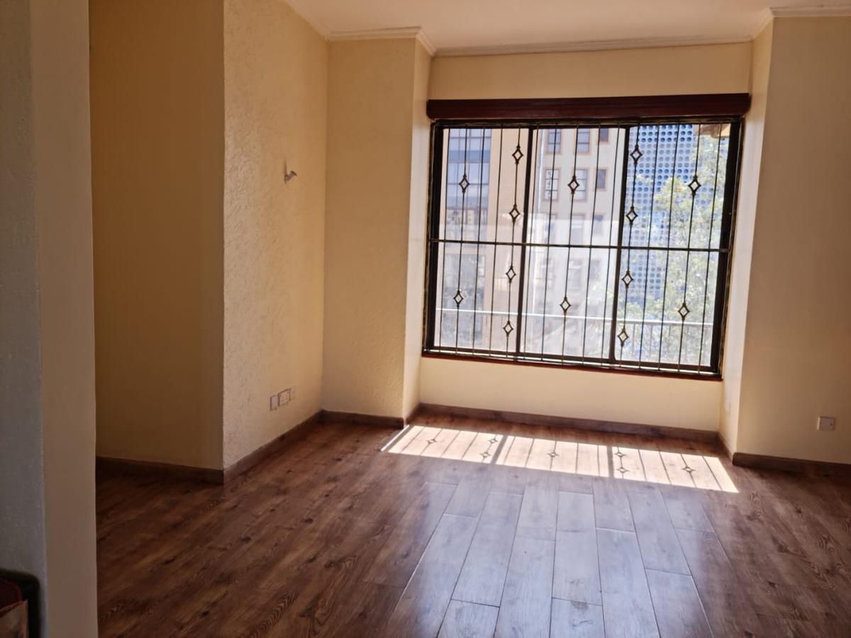 2 Bed Apartment with En Suite at Kilimani - 9