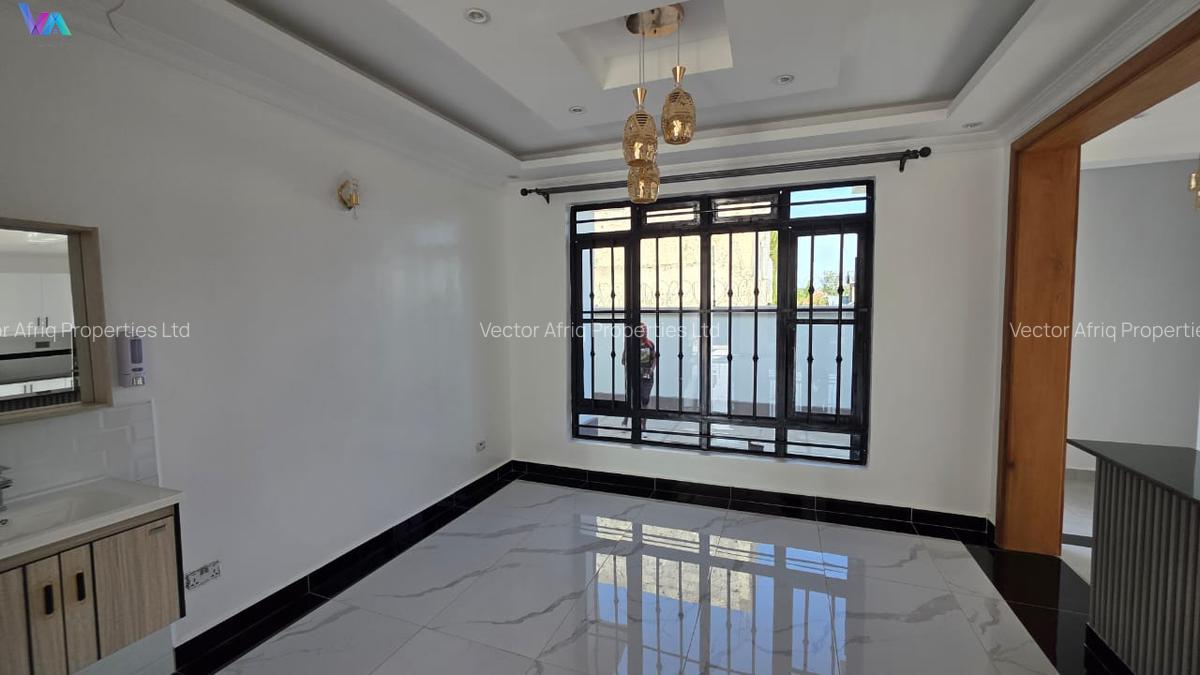 4 Bed Townhouse with En Suite in Ruiru - 7