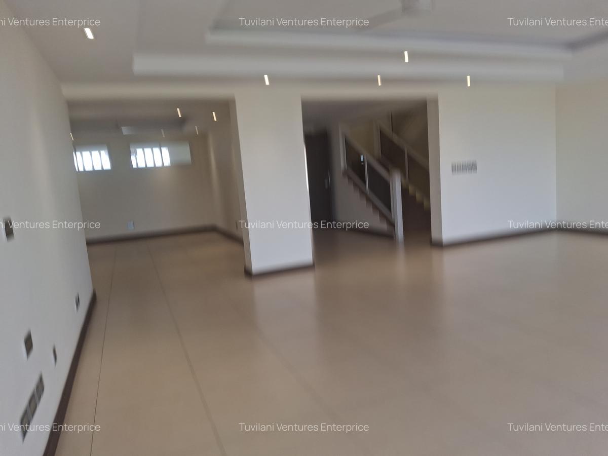 Serviced 3 Bed Apartment with En Suite at Nyali Mombasa - 15