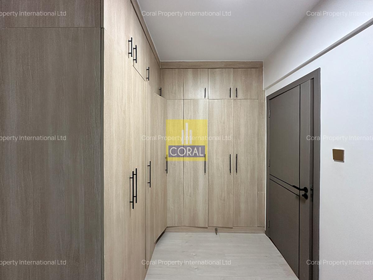 4 Bed Apartment in Kilimani - 16