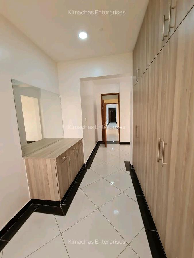 3 Bed Apartment with En Suite at Moyne Drive - 17