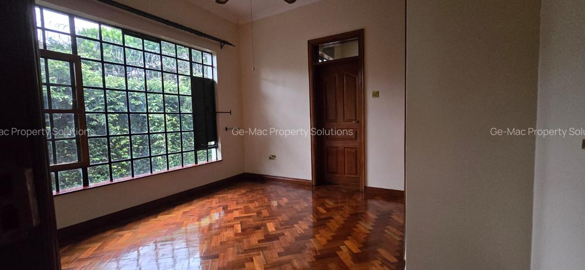 4 Bed House with En Suite in Kiambu Road - 14