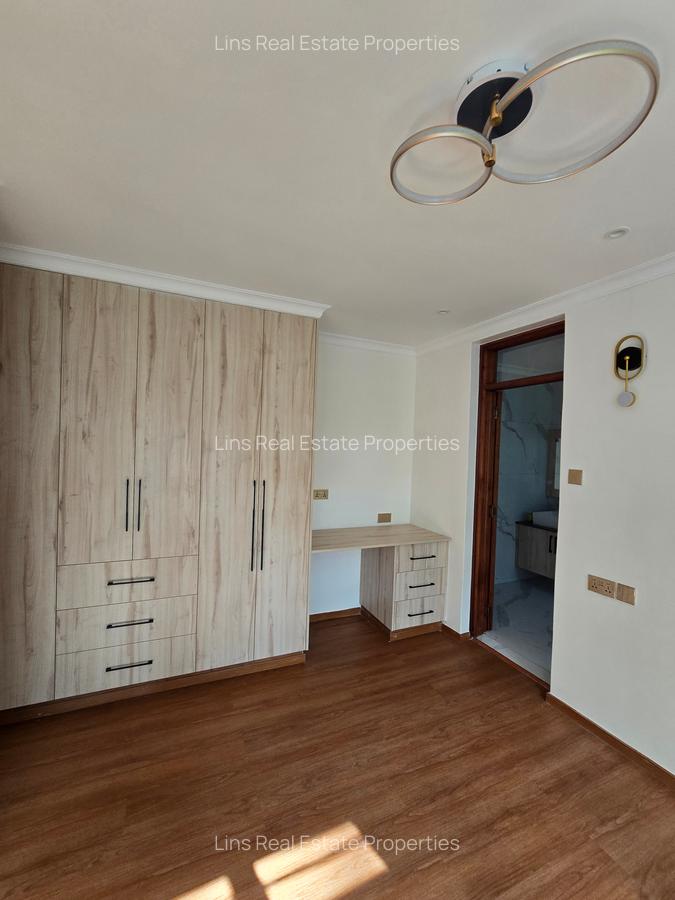 7 Bed House with En Suite in Runda - 6