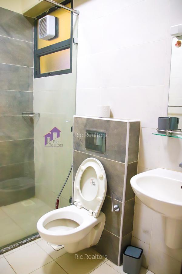 Serviced 2 Bed Apartment with En Suite at Arwings Khodek Road - 15