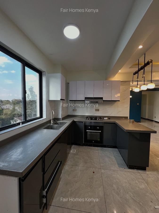 3 Bed Apartment with En Suite at Othaya Road - 10