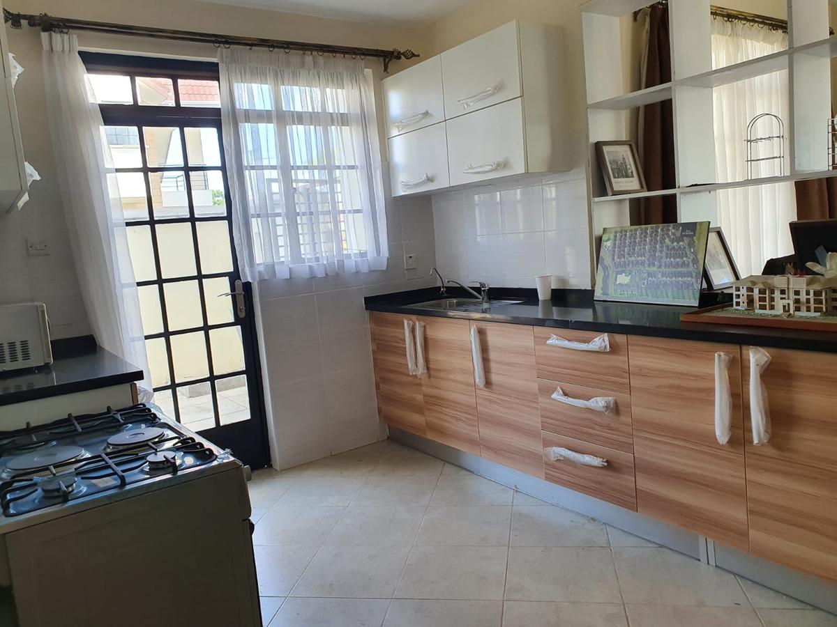 4 Bed Townhouse with En Suite in Kitengela - 17