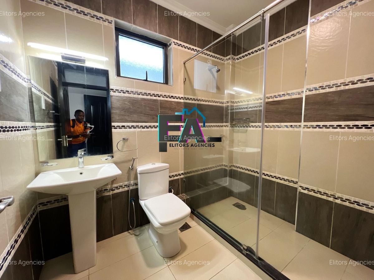 2 Bed Apartment with En Suite at Laikipia Road - 10