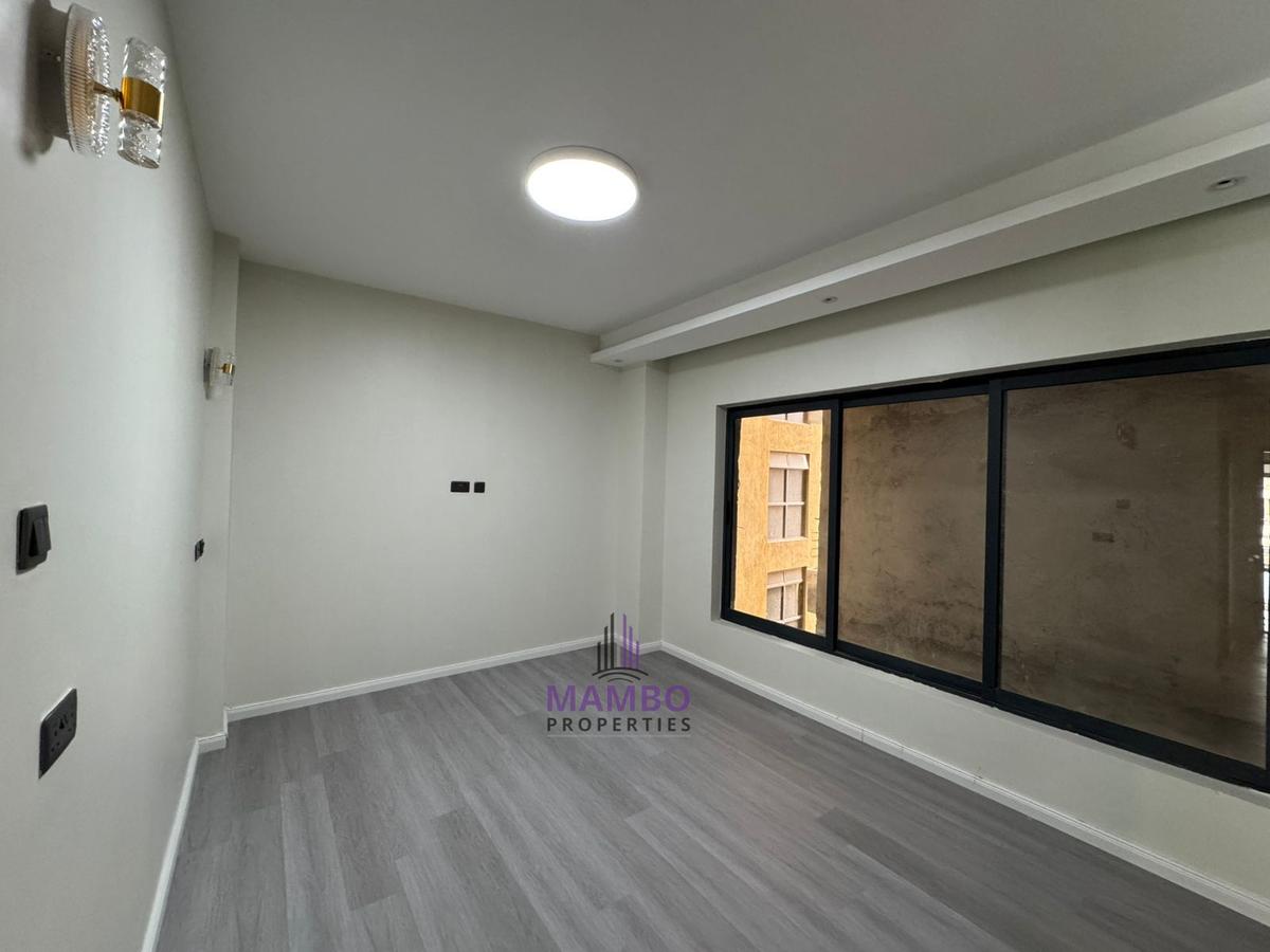 3 Bed Apartment with En Suite at 4Th Avenue - 5