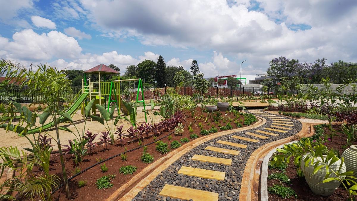 Serviced 2 Bed Apartment with En Suite in Garden Estate - 6