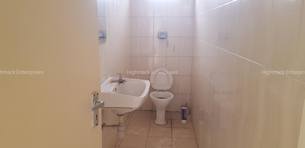 8,500 ft² Warehouse with Backup Generator at Road C - 4