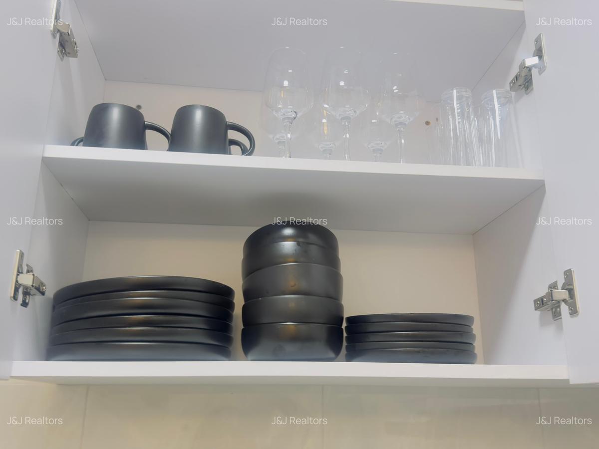 Furnished 2 Bed Apartment with En Suite in Kilimani - 7