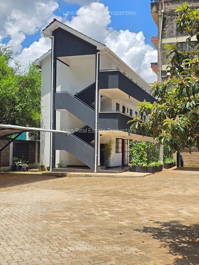 1 Bed Apartment with Borehole in Kilimani - 4