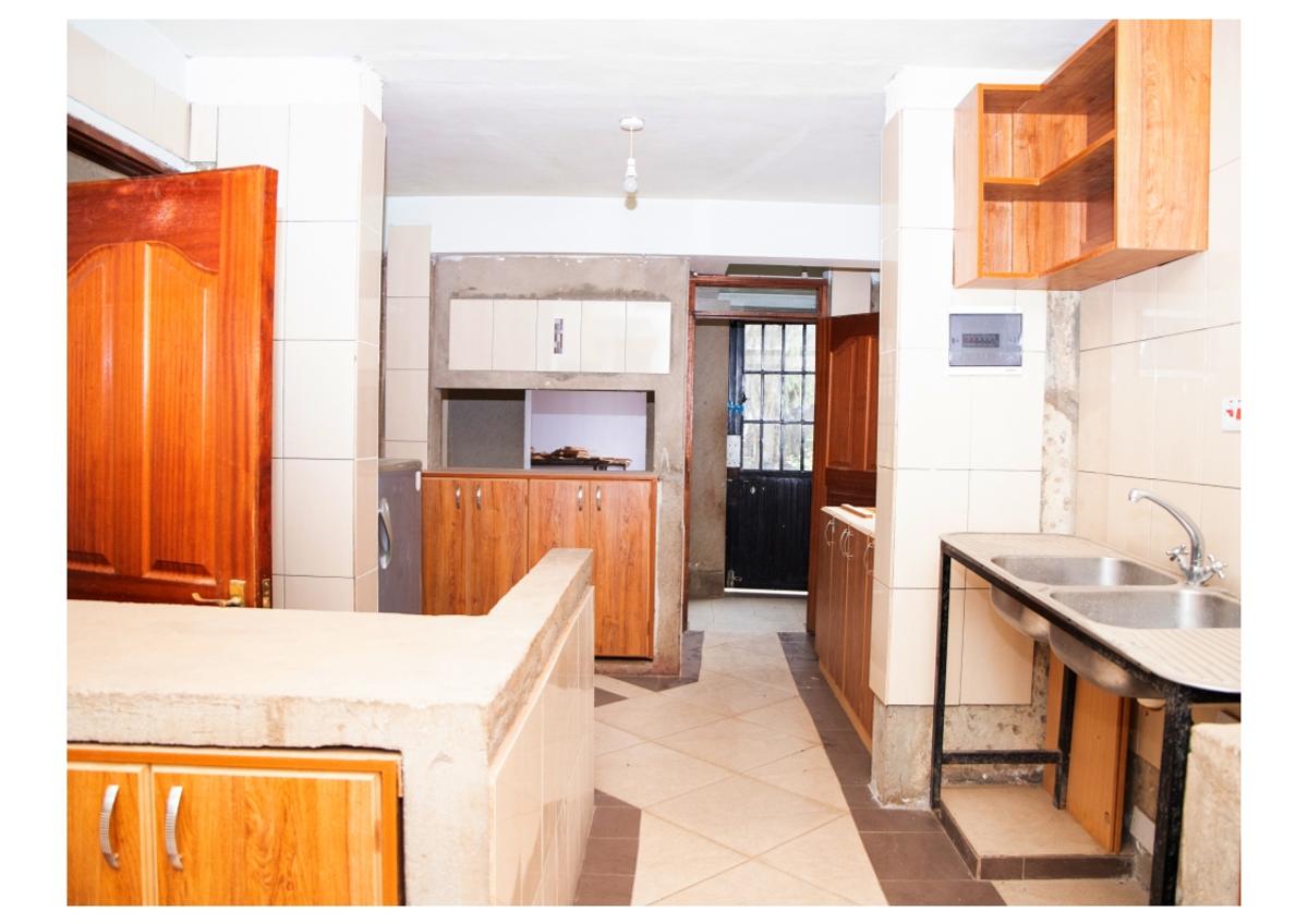 6 Bed House with En Suite at Off Epz Road - 12