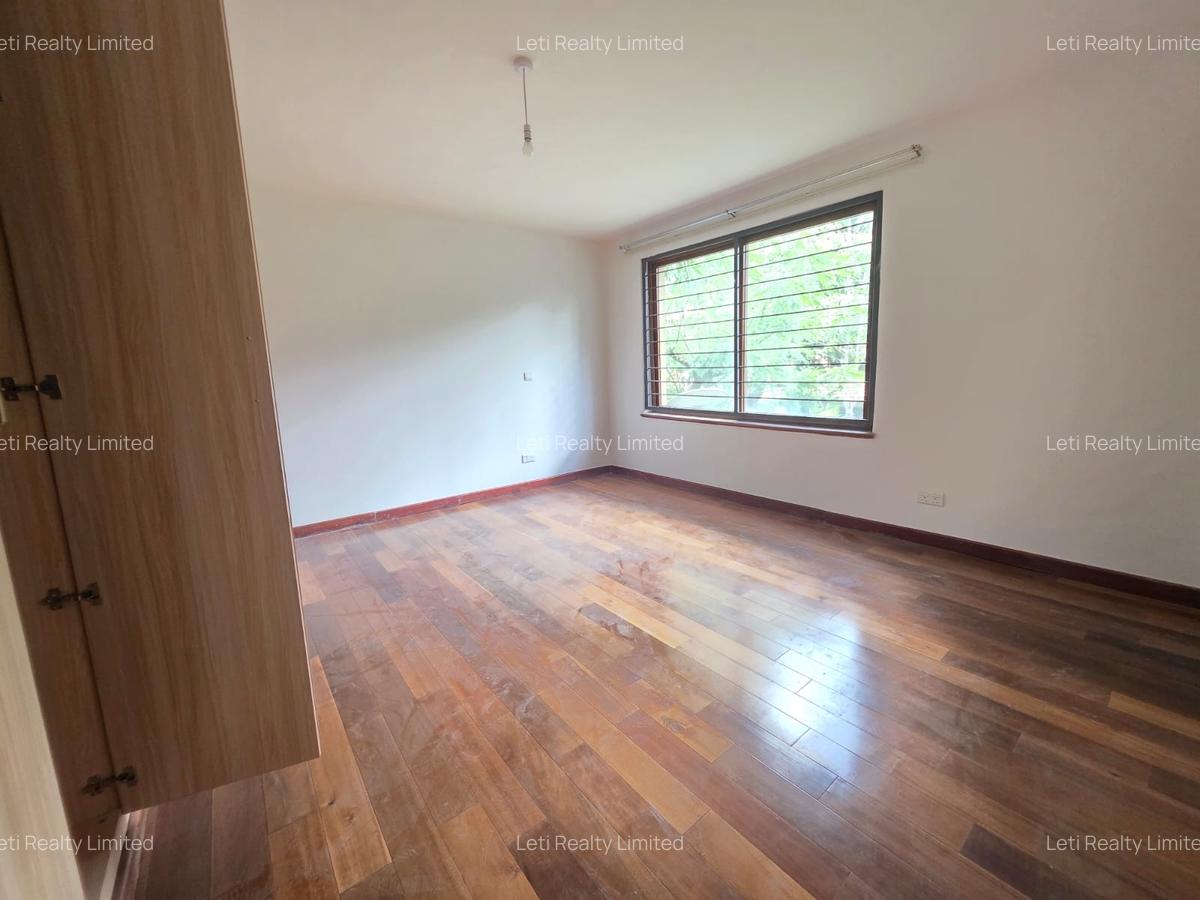 5 Bed Townhouse with En Suite in Kileleshwa - 6