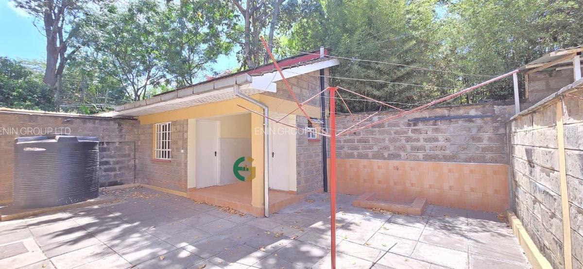 4 Bed Townhouse with En Suite in Lavington - 19