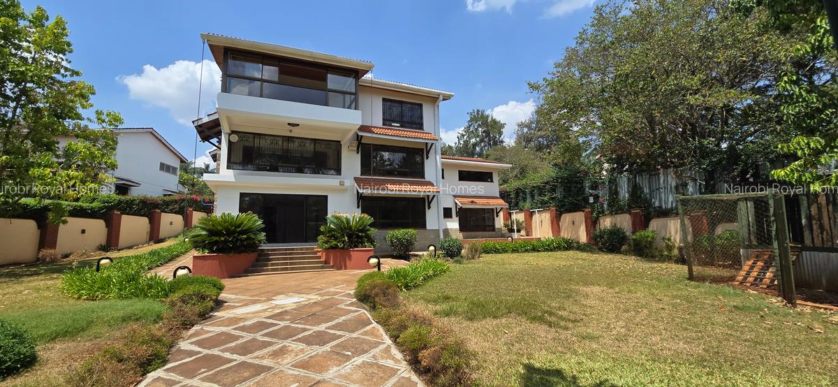 5 Bed House with En Suite at Off Un Avenue - 3