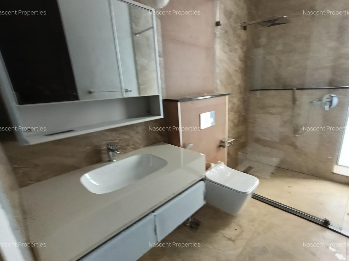 5 Bed House with En Suite in Nyari - 14