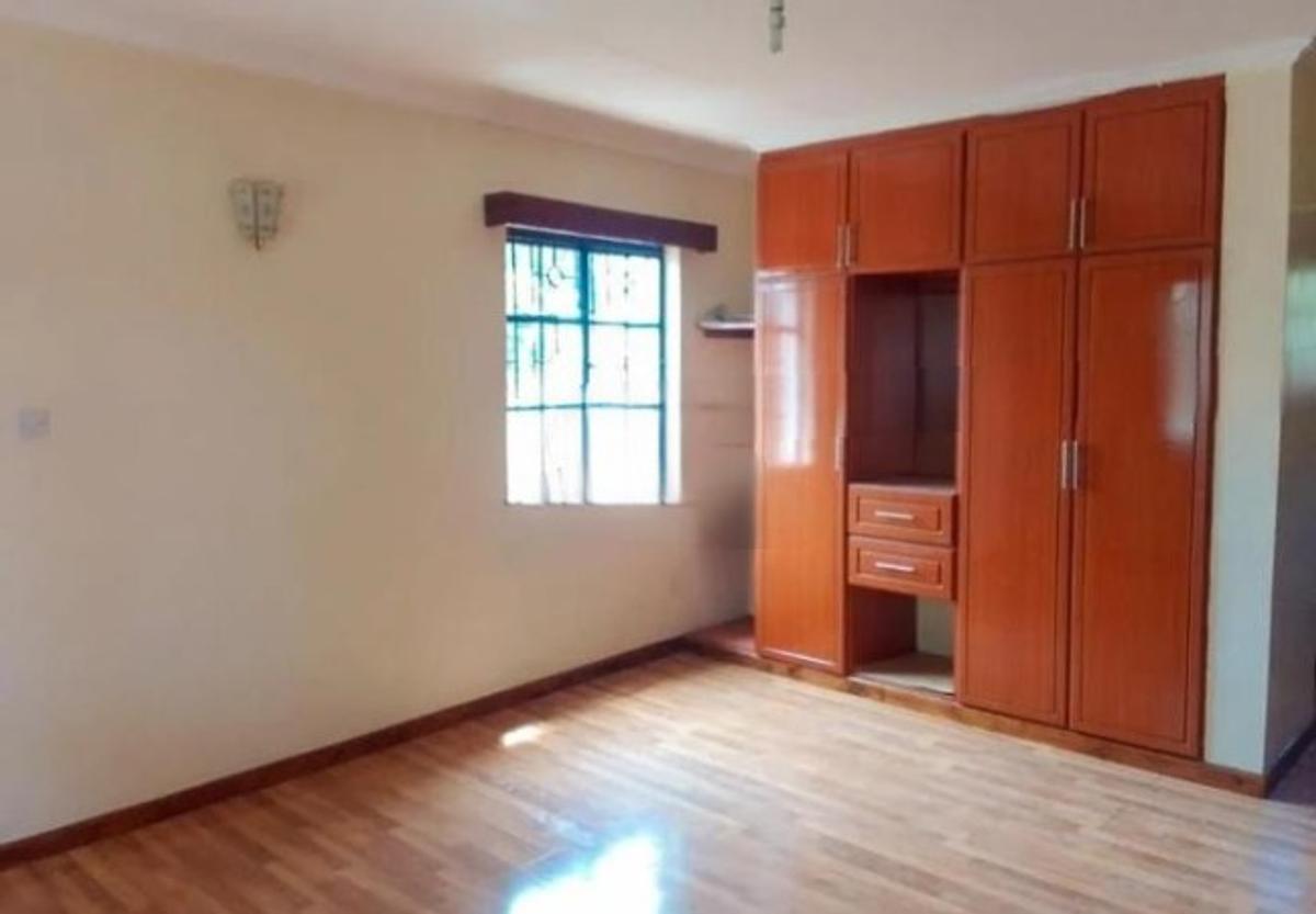 4 Bed House with En Suite in Kyuna - 5