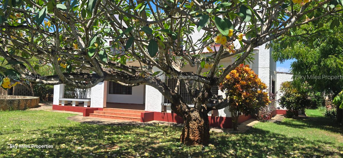 4 Bed House with Swimming Pool at Go-Kart Mombasa - 3