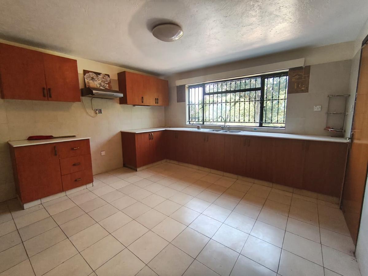 5 Bed House with Backup Generator in Gigiri - 3