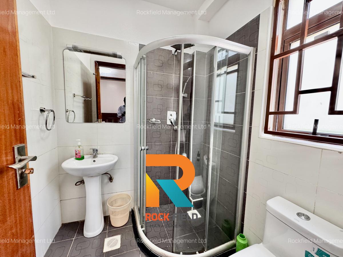 4 Bed Townhouse with En Suite in Runda - 8