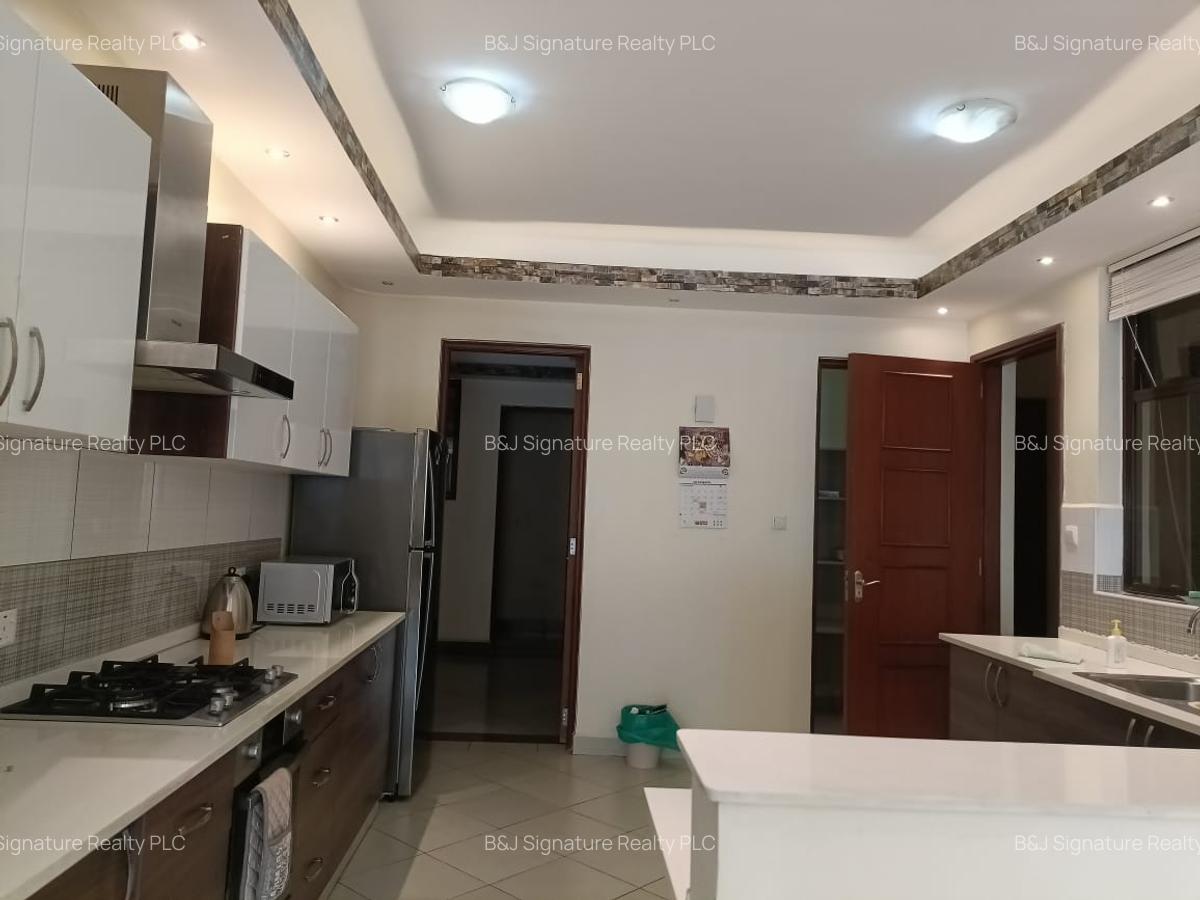 Serviced 3 Bed Apartment with En Suite in Westlands Area - 15