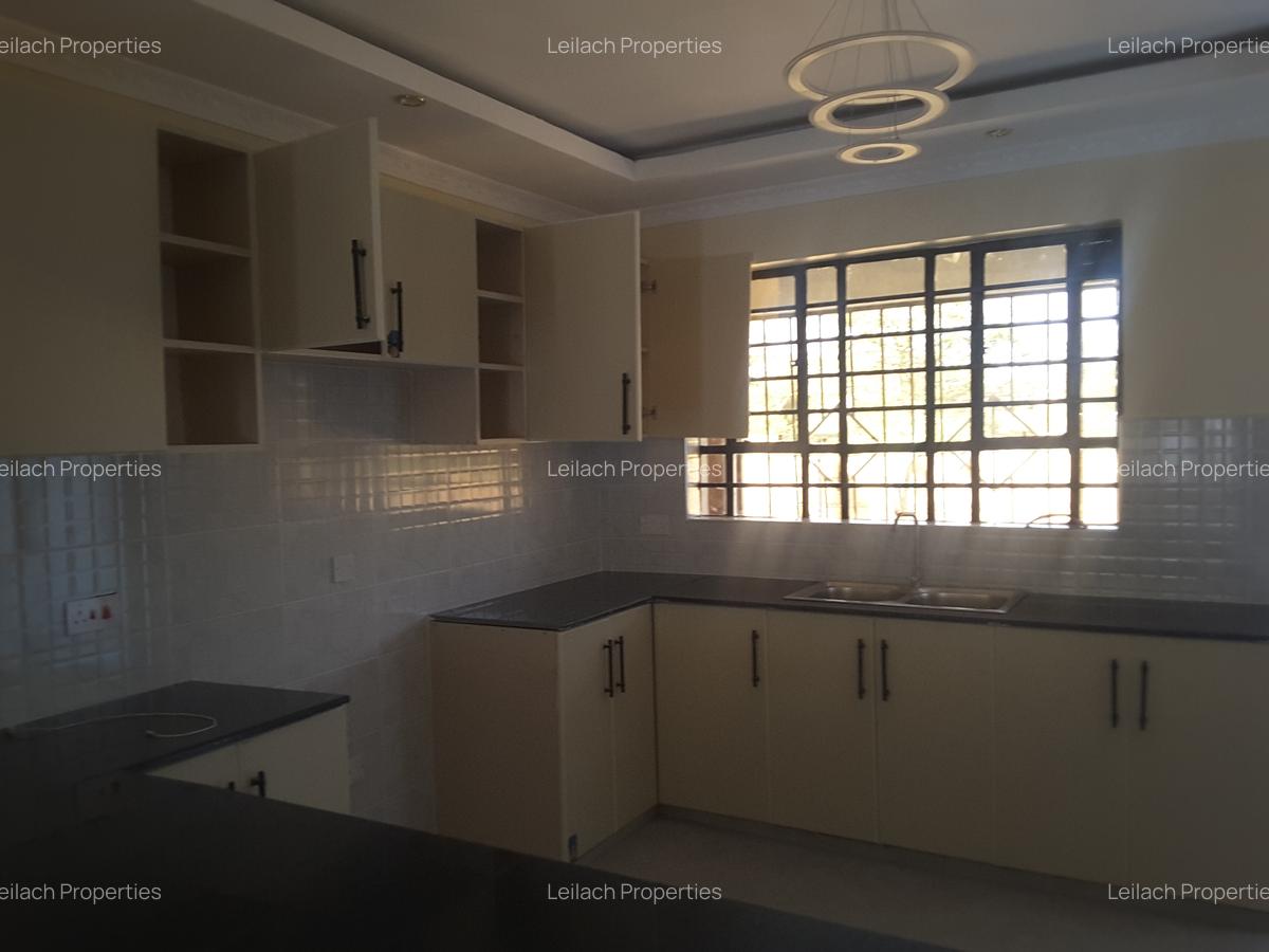 4 Bed House with En Suite in Ongata Rongai - 12