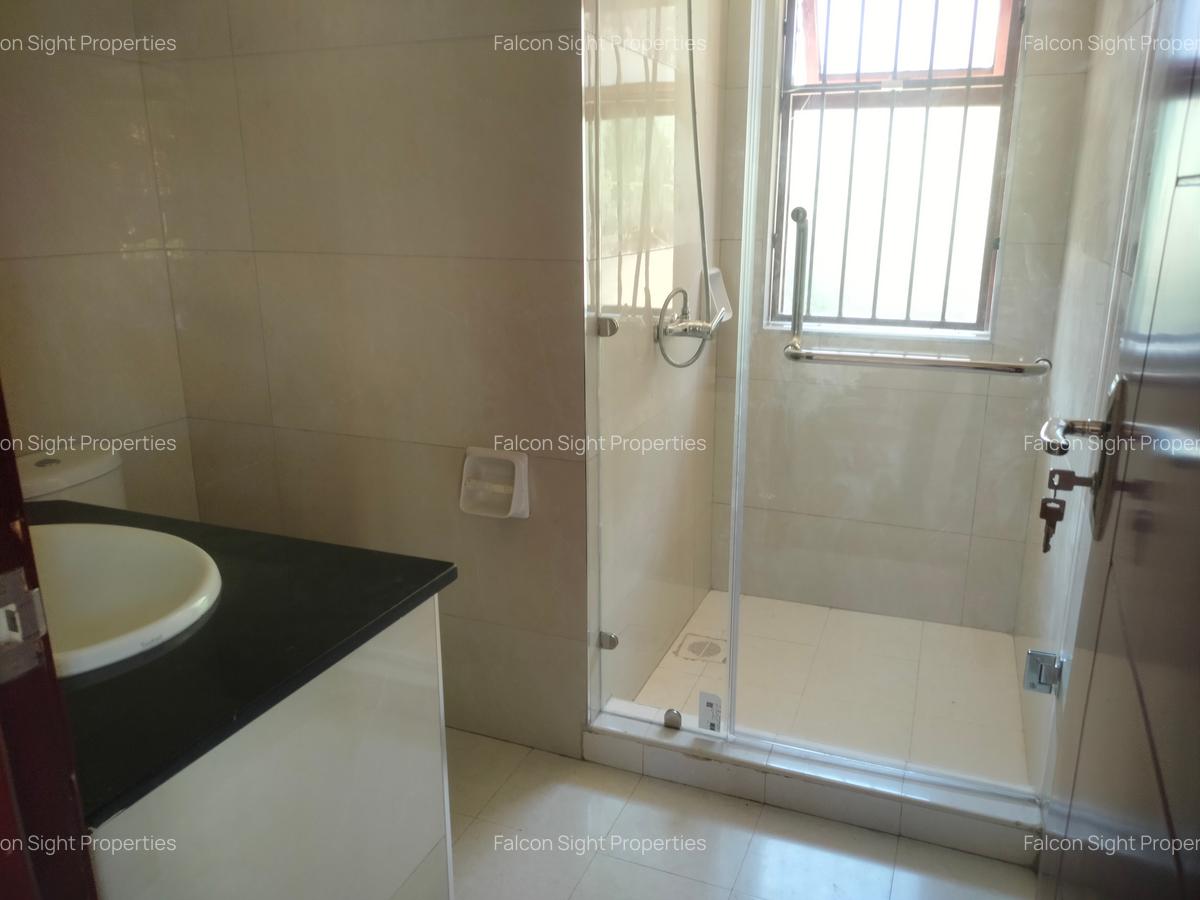 5 Bed Townhouse with En Suite at Few Minutes Drive To Gigiri - 19