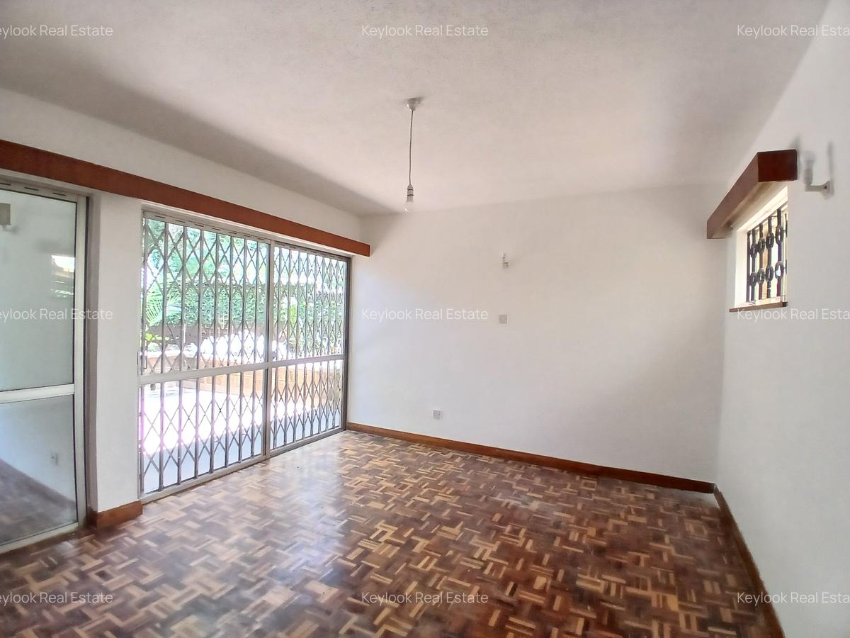 4 Bed Townhouse with En Suite at Lavington Green - 6