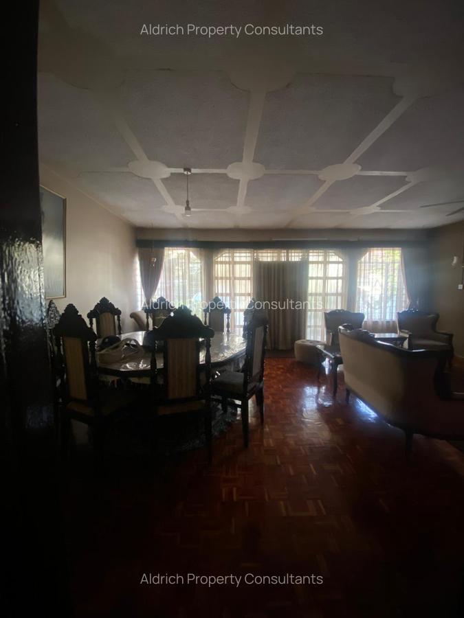 4 Bed Townhouse with En Suite in Parklands - 9
