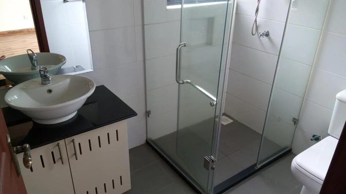 2 Bed Apartment with En Suite at Westlands - 3