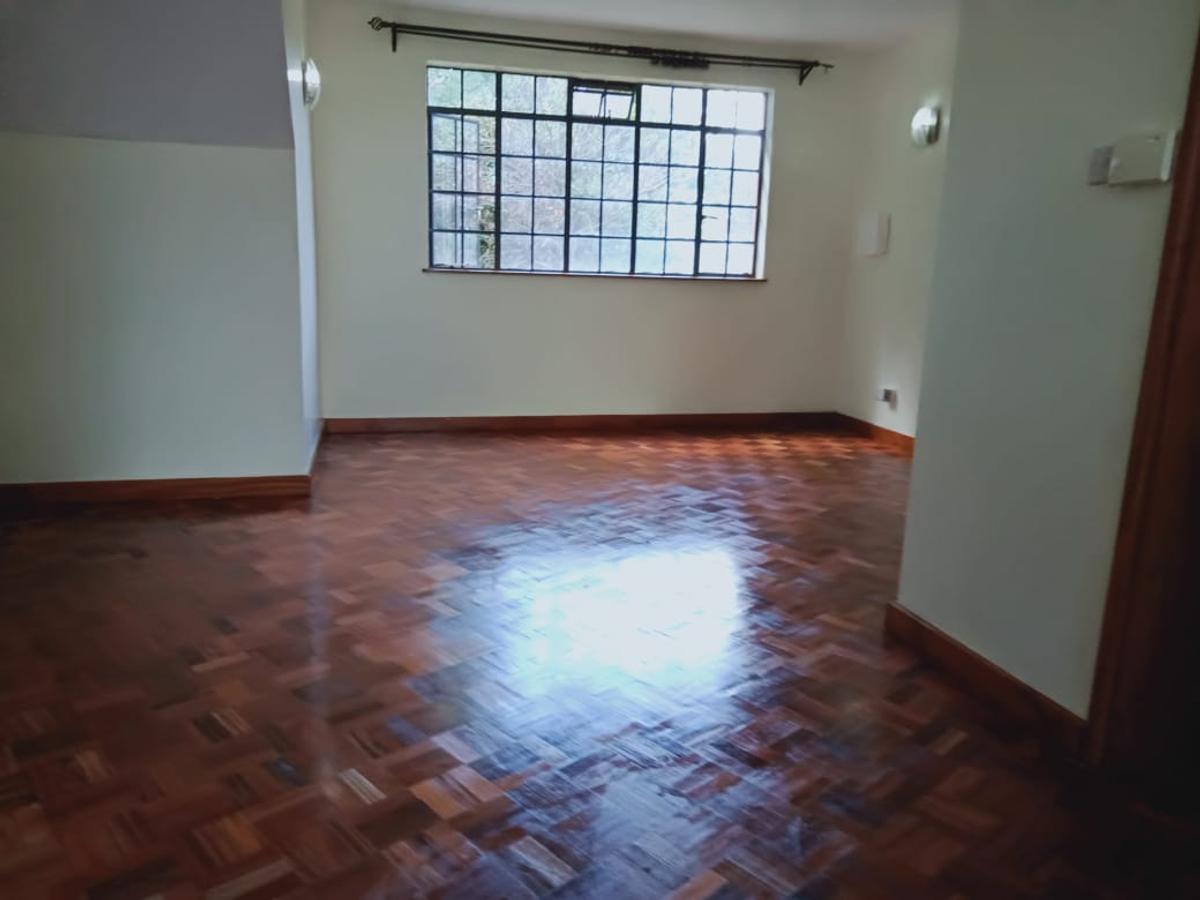 4 Bed Townhouse with En Suite at Chalbi Drive - 7