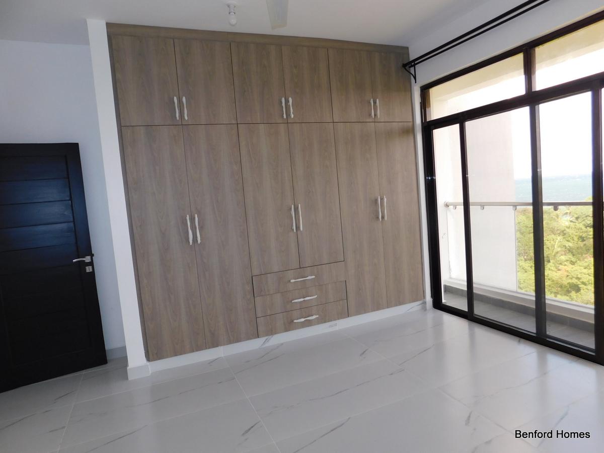 4 Bed Apartment with En Suite in Nyali Area - 8