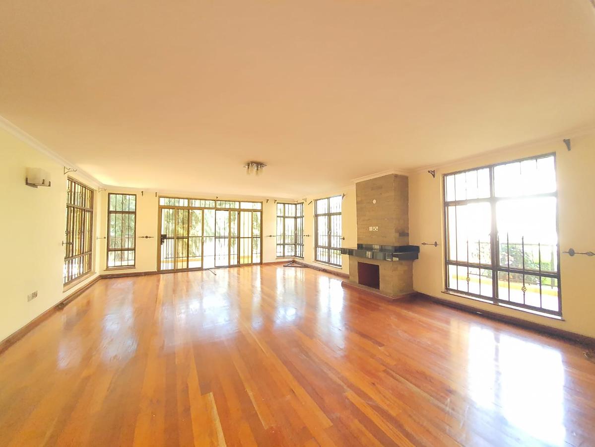 6 Bed Villa with En Suite at Westlands - 11