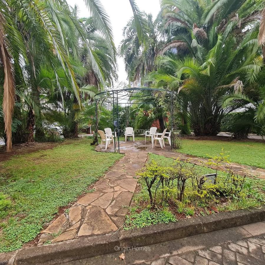 1,354 ft² Commercial Property with Service Charge Included at Westlands - 2